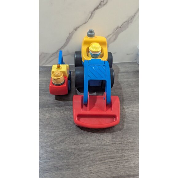 Little Tikes Construction Vehicles With Two Figures front loader pretend play - Picture 8 of 10